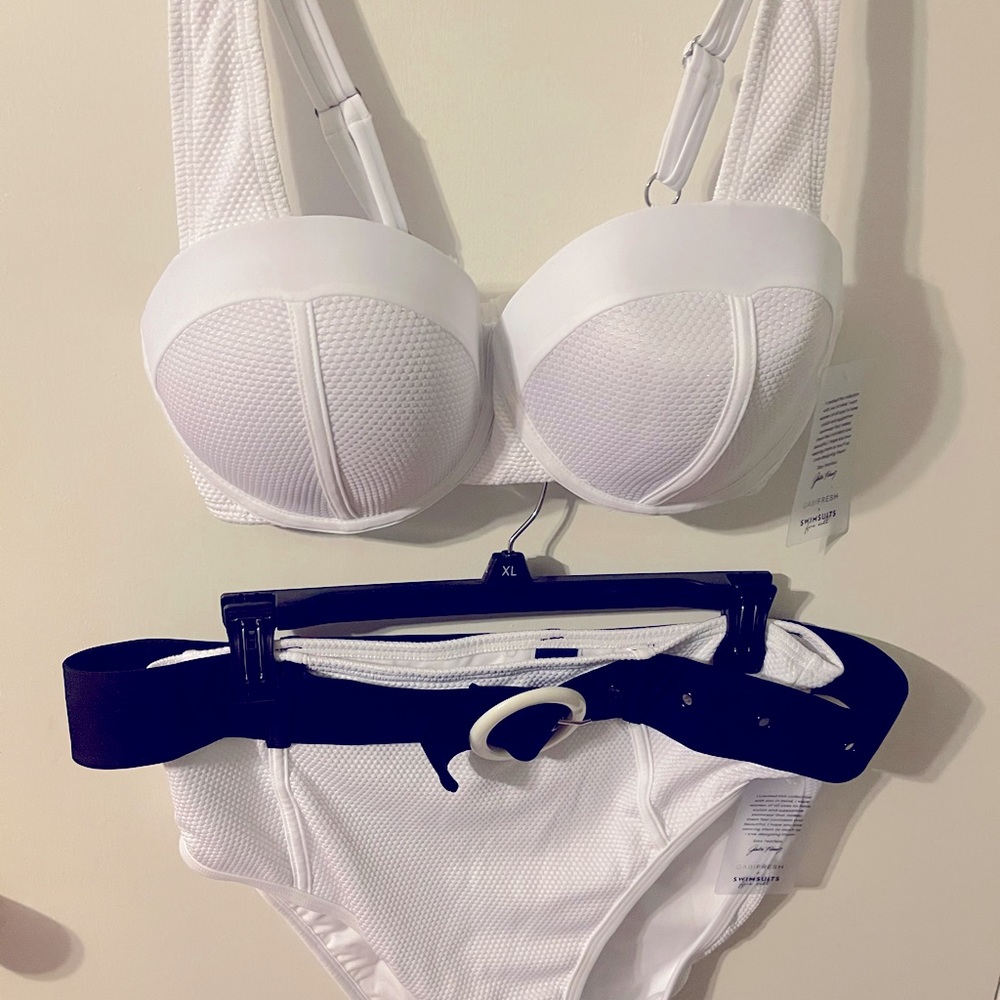 GABIFRESH all white w/ black belt bikini Swimsuit.